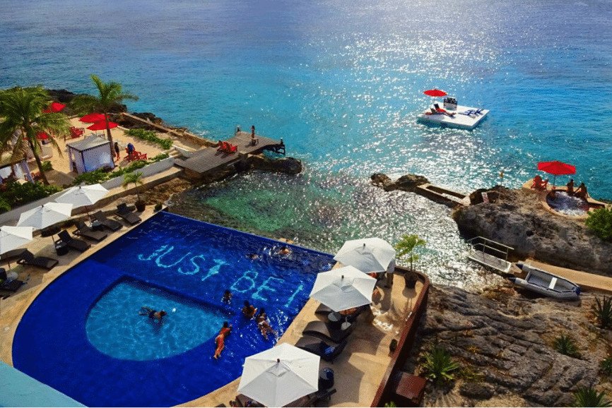 Cozumel Hotel Guide: Hotel B Cozumel