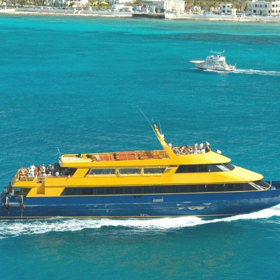 Yucatan Ferry: Cozumel, Isla Mujeres, Holbox