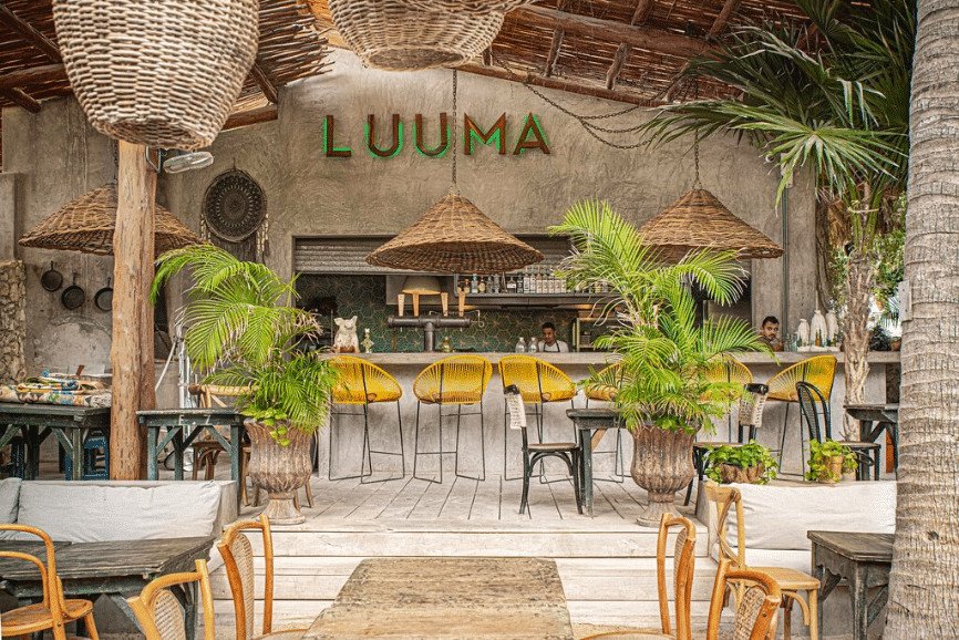 Ambiance at Luuma restaurant in Holbox