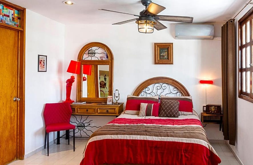 Rooms at the Casa Blanca Boutique Hotel In Cancun
