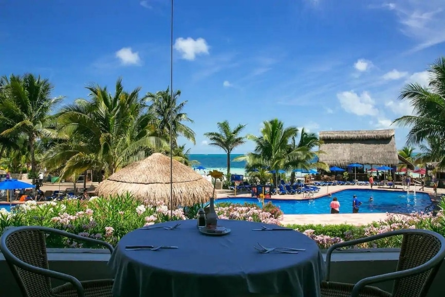 Dining views at the Hotel Casa Maya in Cancun