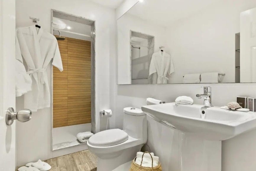 Bathroom at the Casa Tortugas Boutique Hotel in Cancun