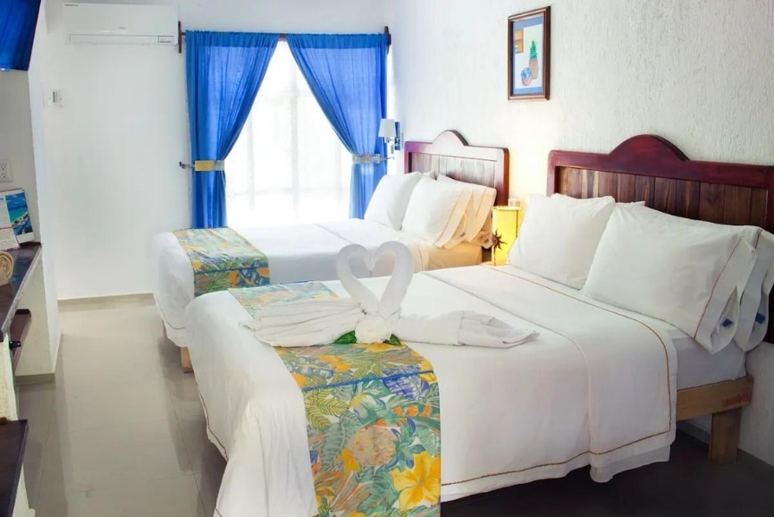 Double room at the Eco-Hotel El Rey del Caribe in Cancun