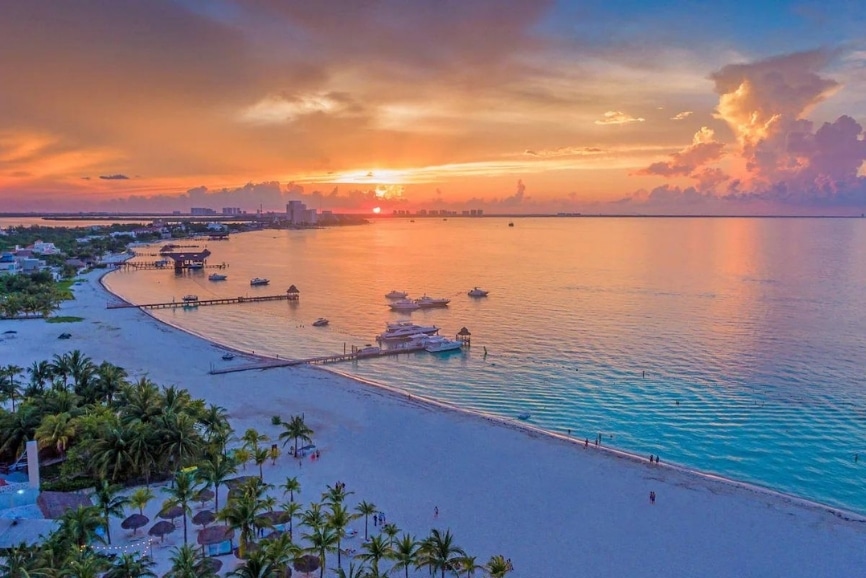 Beach views at the Intercontinental Presidente Cancun