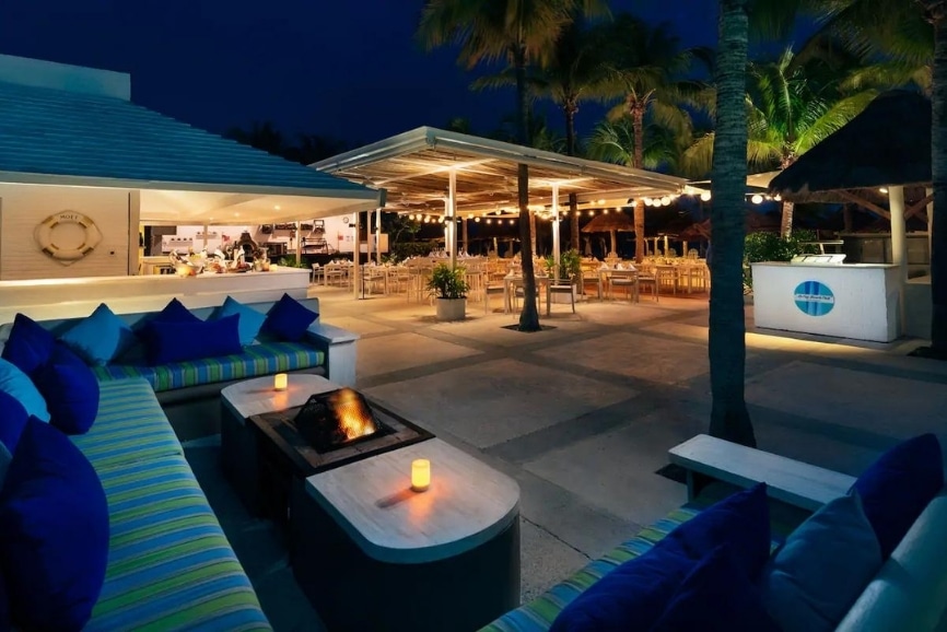 Outdoor space at the Intercontinental Presidente Cancun