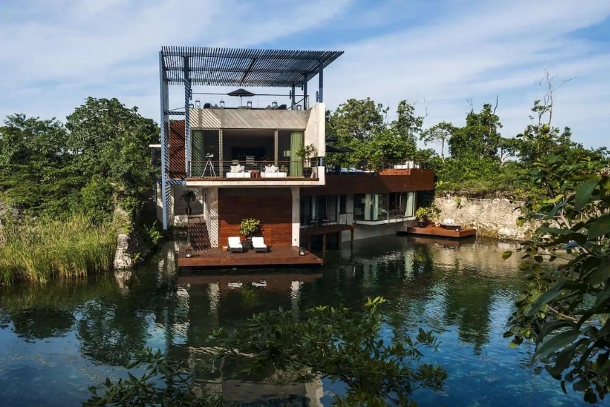 Exterior of the Rosewood Mayakoba in Playa del Carmen
