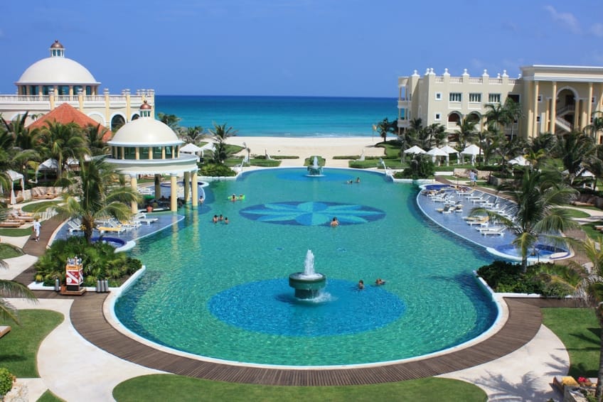What Are The Types Of Cancun All Inclusive Resorts?