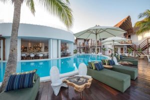 Swimming pool at Villas HM Palapas del Mar in Holbox