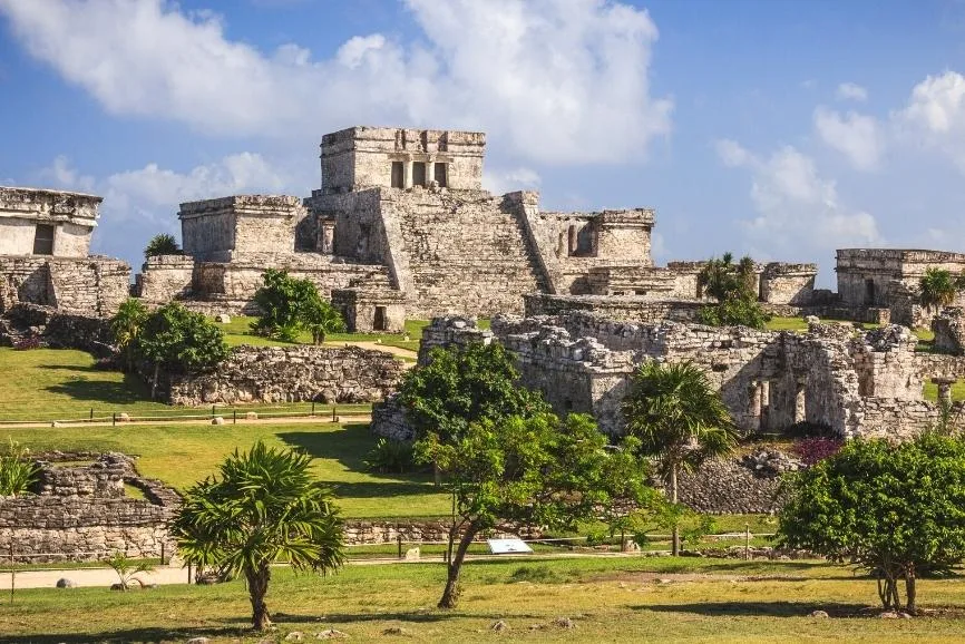 Tulum Ruins Guide: Discover The Tulum Mayan Ruins