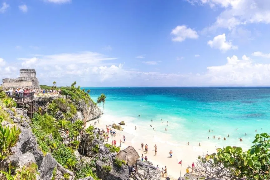 Turquoise waters and Mayan Ruins at Playas Ruinas in Tulum