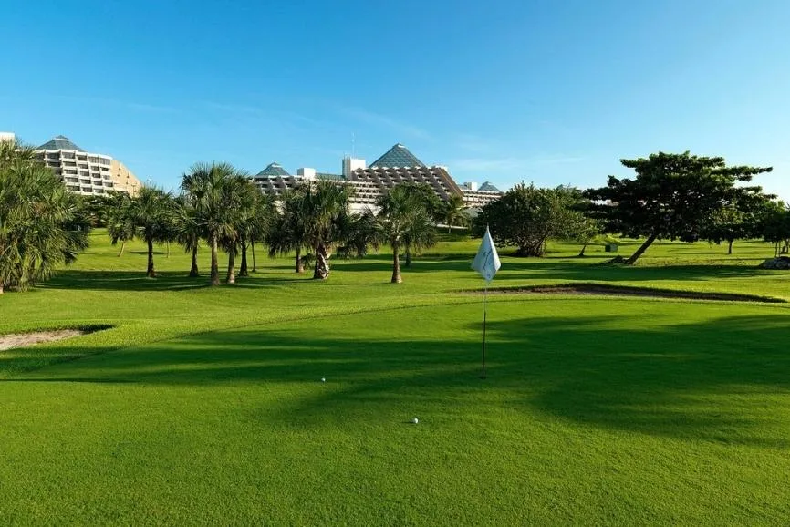 Golf at the Paradisus Cancun All Inclusive Resort And Spa