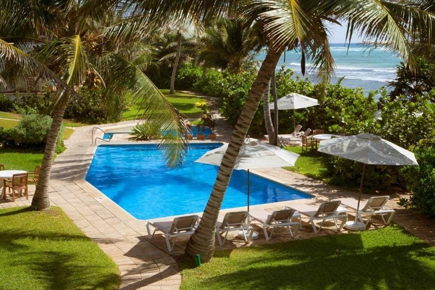 Swimming pool at Las Villas Akumal