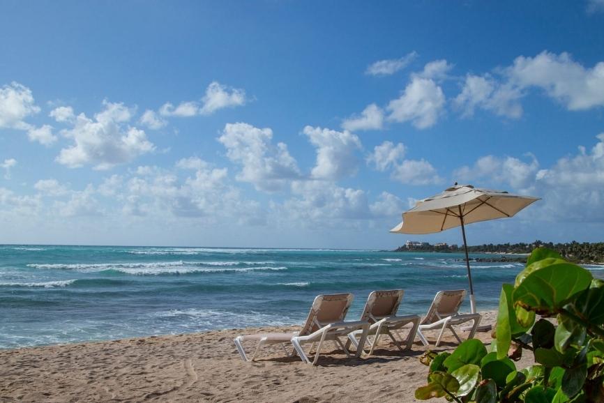 Beach access at Las Villas Akumal