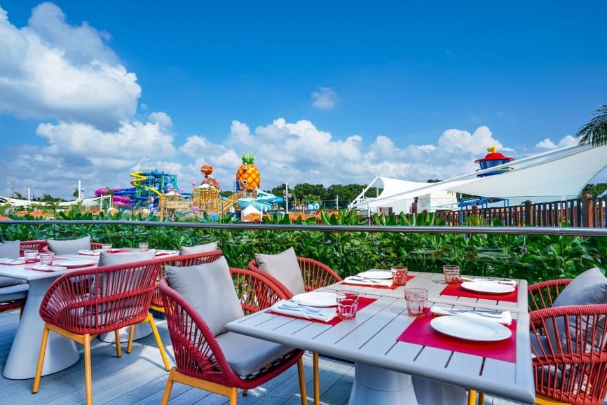 Dining at Nickelodeon Hotels & Resorts in Puerto Morelos