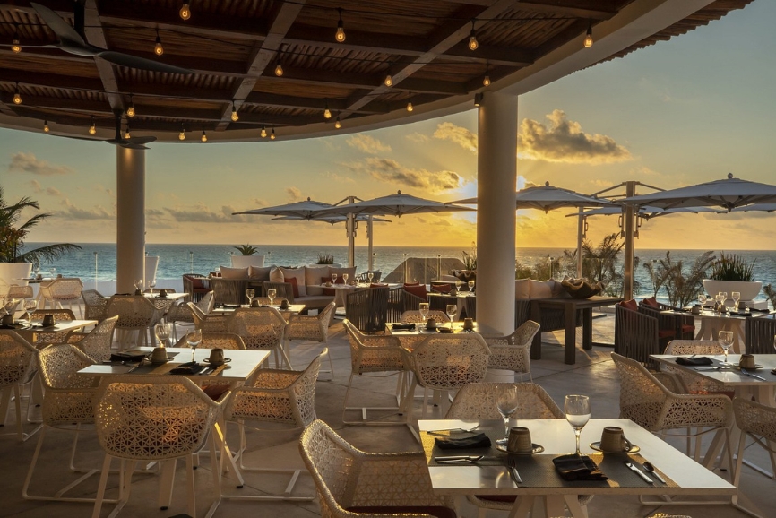 Dining views at Le Blanc Resort & Spa Cancun