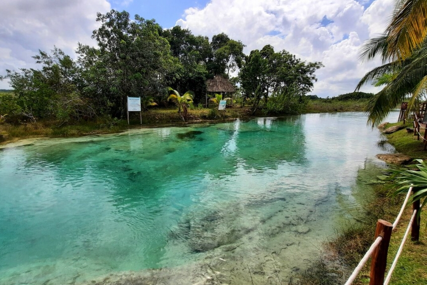Los Rapidos in Bacalar Mexico