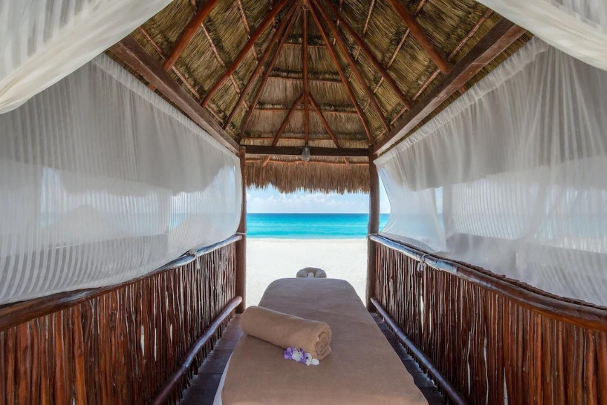 Beach massage at the Fiesta Americana Condesa in Cancun