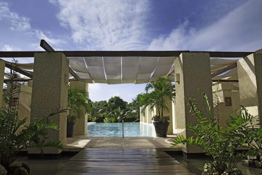 Swimming pool at Grand Palladium Kantenah Resort & Spa in Akumal