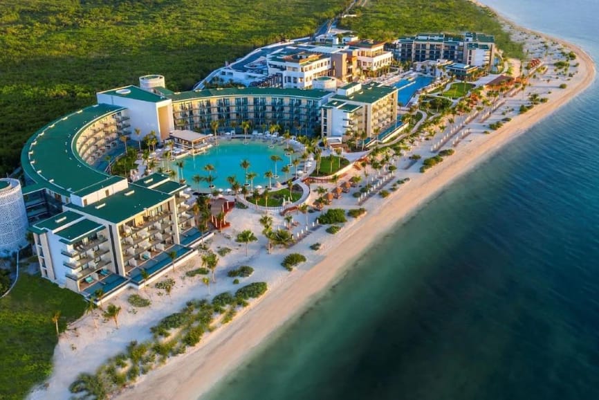 Exterior of the Haven Riviera Cancun