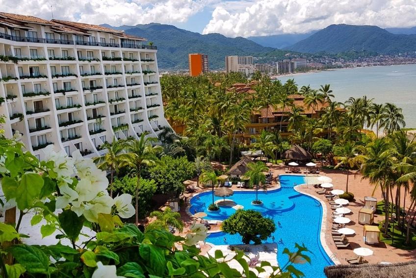Exterior of the Fiesta Americana Puerto Vallarta All-Incusive & Spa