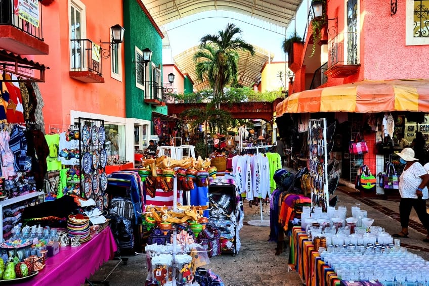 Cancun Travel Guide: The Best Things To Do In Cancun