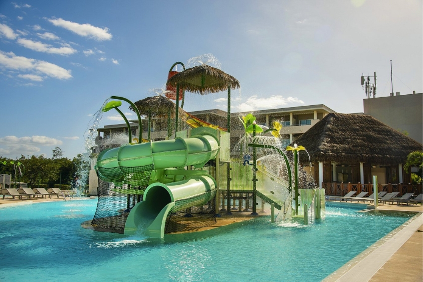 Waterslide and splash pad at Paradisus Playa del Carmen