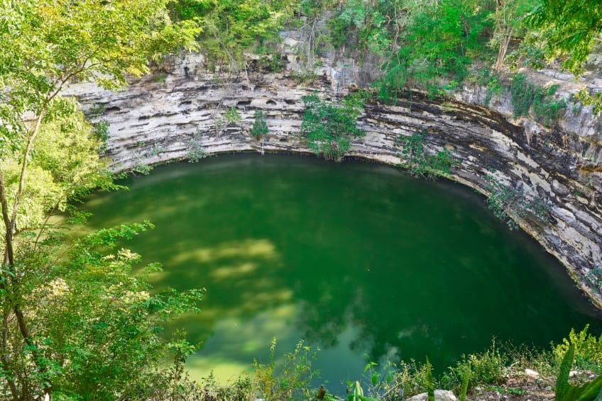 Chichén Itzá Guide: No Swimming